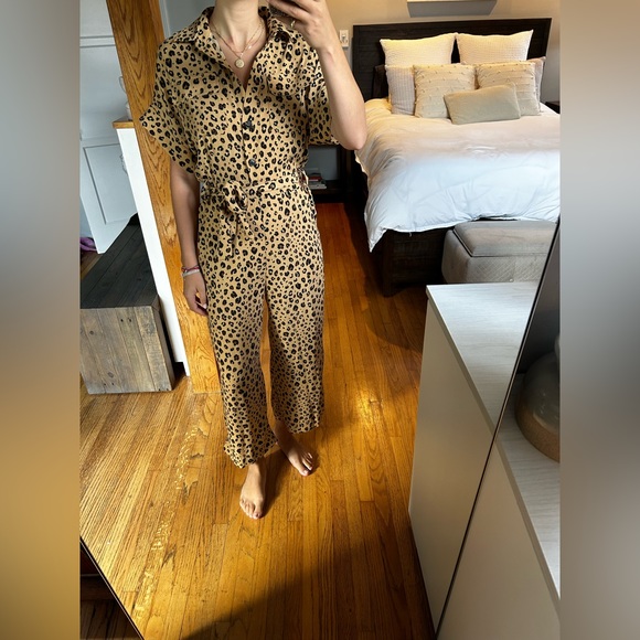 Leopard print canvas jumpsuit. Super comfy! - Picture 2 of 5